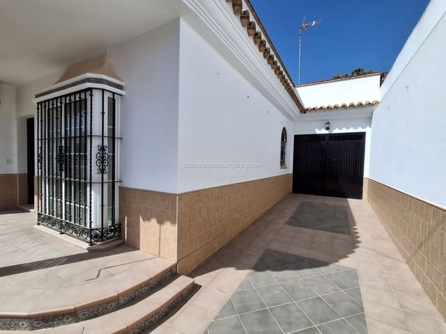 3 soverom Villa til leie i Chipiona med garasje - € 1 440 (Ref: 9806071)