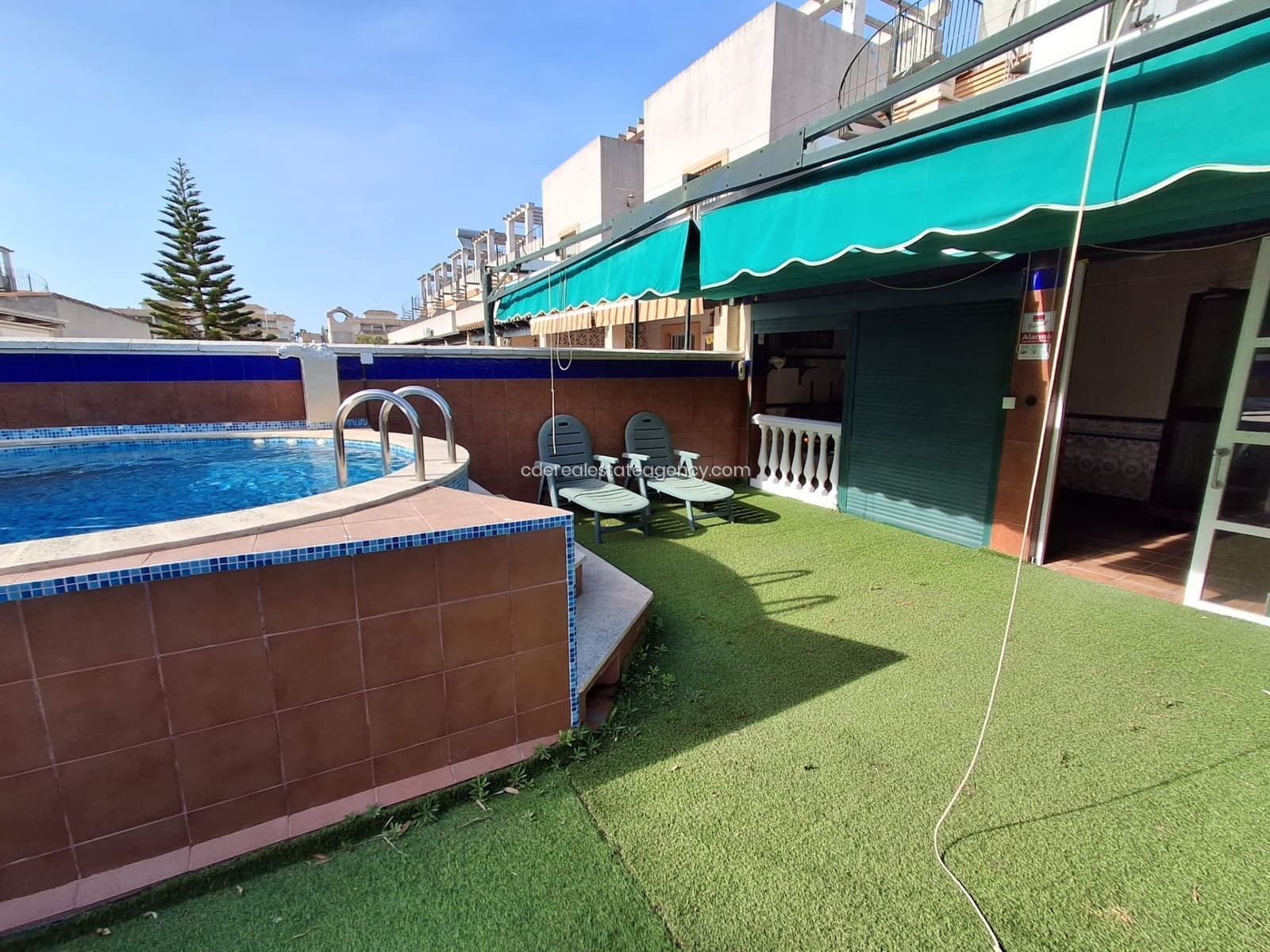 4 camera da letto Villetta Bifamiliare da affittare in Chipiona con piscina garage - 1.800 € (Rif: 9806072)