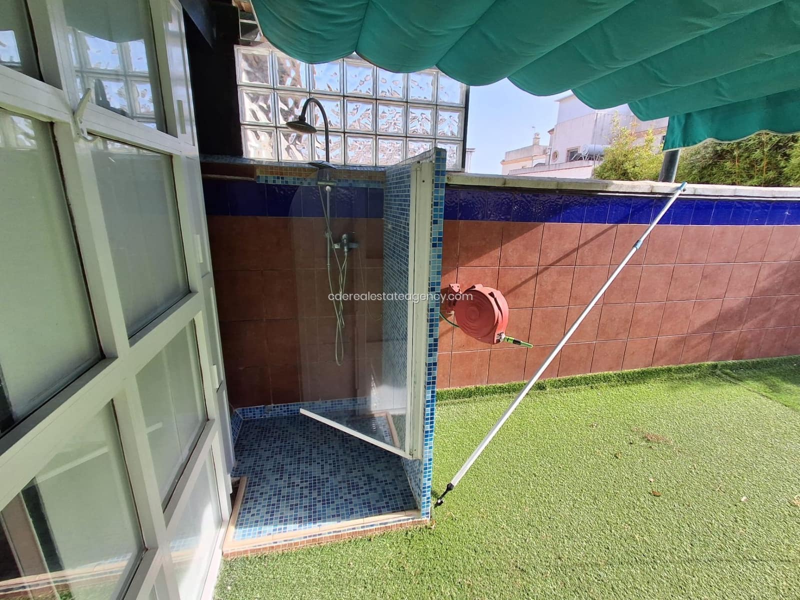 4 camera da letto Villetta Bifamiliare da affittare in Chipiona con piscina garage - 1.800 € (Rif: 9806072)