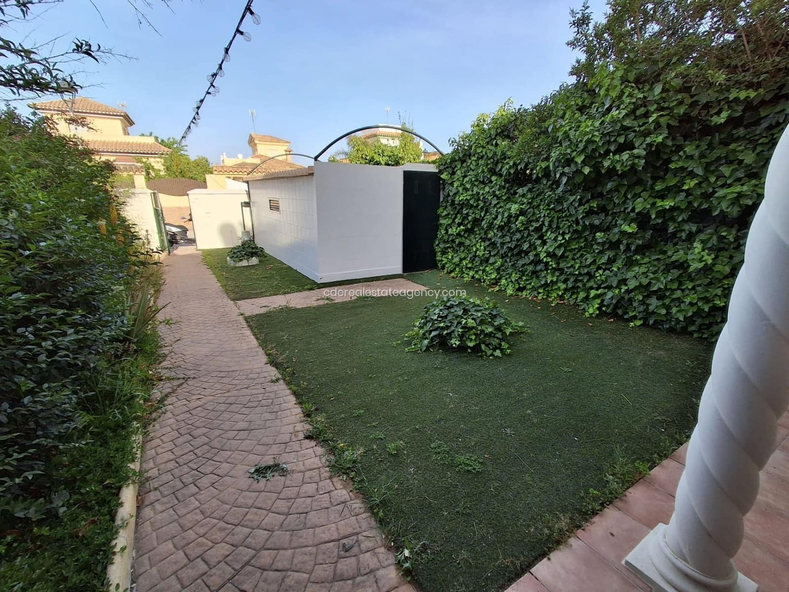 4 camera da letto Villetta Bifamiliare da affittare in Chipiona con piscina garage - 1.800 € (Rif: 9806072)