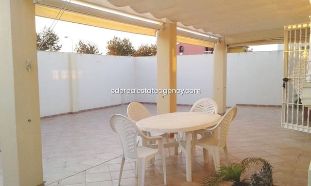 4 soveværelse Villa til leje i Chipiona med swimmingpool garage - € 2.500 (Ref: 9806073)