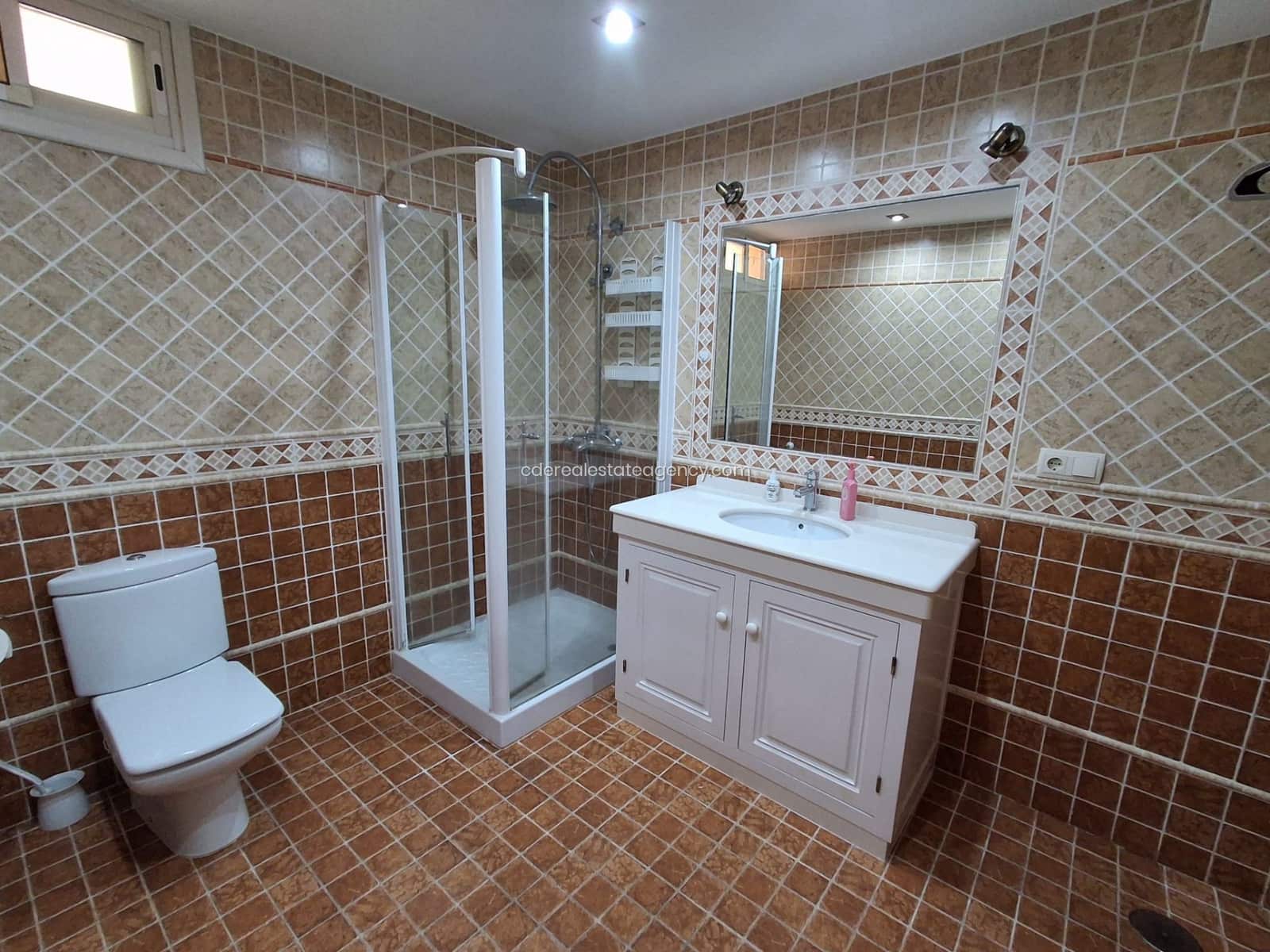 4 soveværelse Villa til leje i Chipiona med swimmingpool garage - € 2.500 (Ref: 9806073)