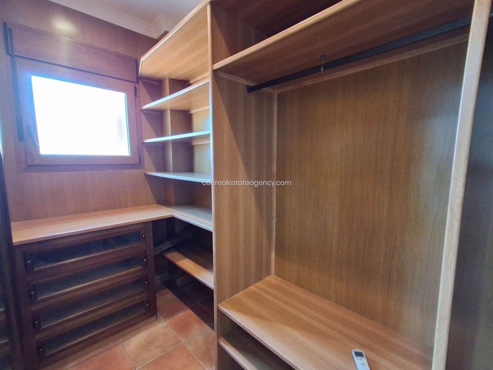4 slaapkamer Villa te huur in Chipiona met garage - € 2.500 (Ref: 9824611)