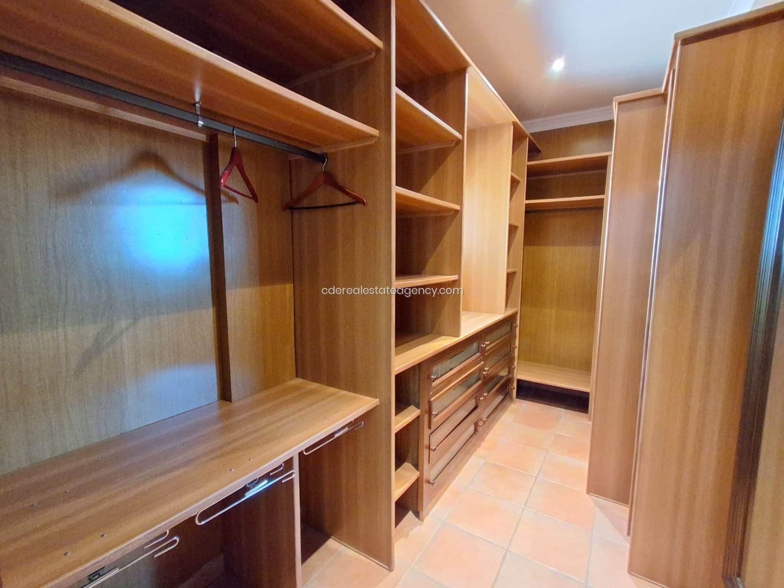 4 slaapkamer Villa te huur in Chipiona met garage - € 2.500 (Ref: 9824611)
