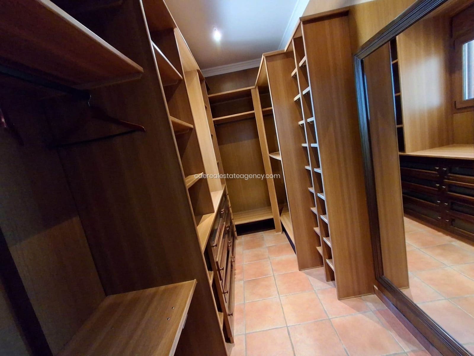 4 slaapkamer Villa te huur in Chipiona met garage - € 2.500 (Ref: 9824611)