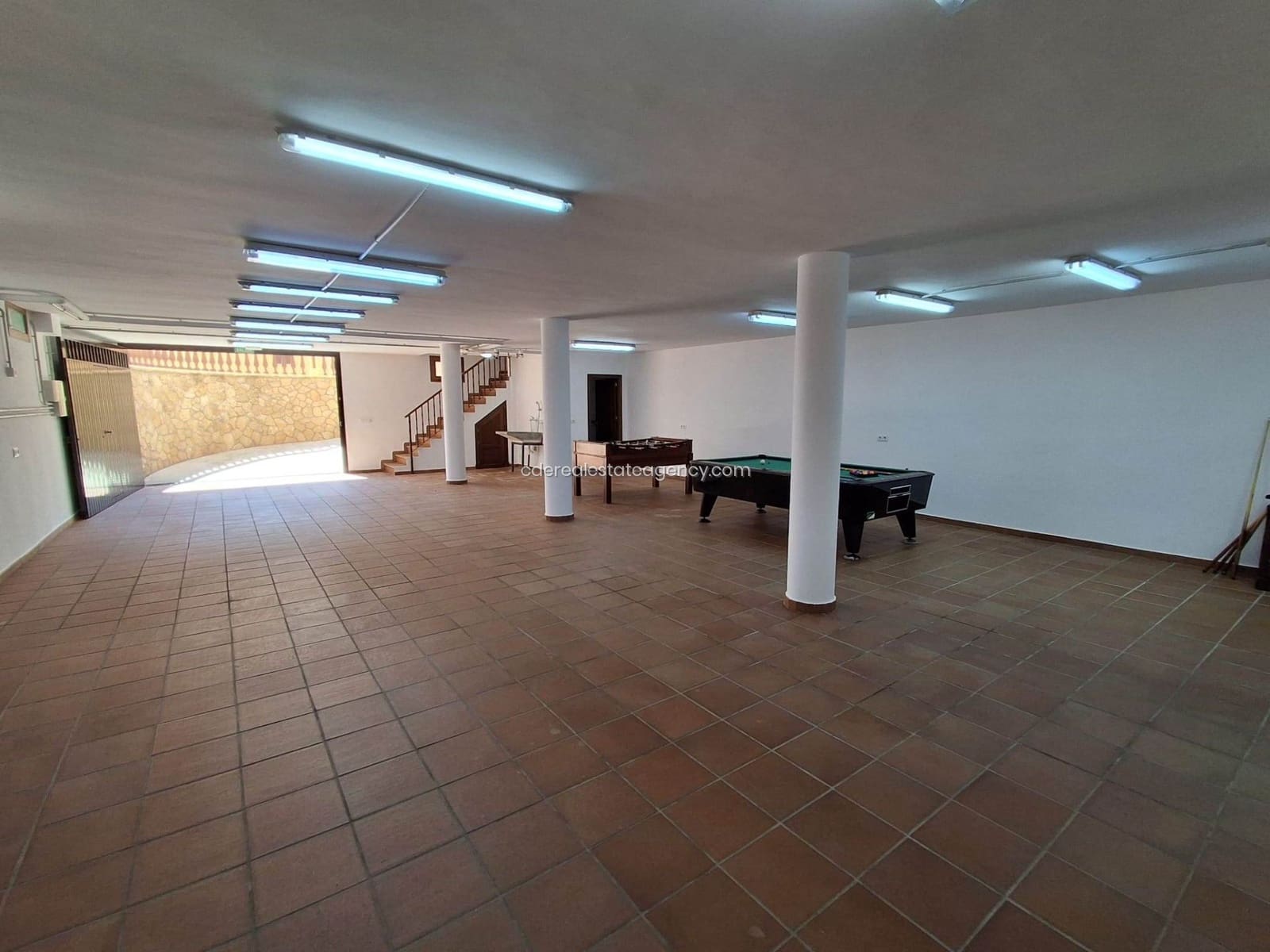4 slaapkamer Villa te huur in Chipiona met garage - € 2.500 (Ref: 9824611)