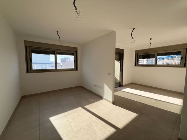 3 chambre Appartement à vendre à Santa Cruz de Tenerife avec piscine garage - 586 000 € (Ref: 9141302)