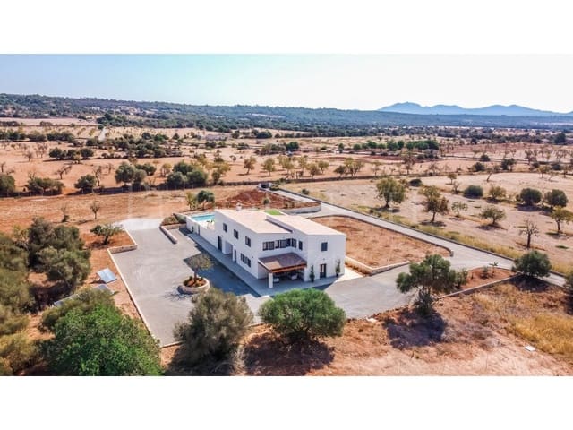 5 soveværelse Finca/Landehus til salg i Campos med swimmingpool garage - € 3.000.000 (Ref: 10168705)