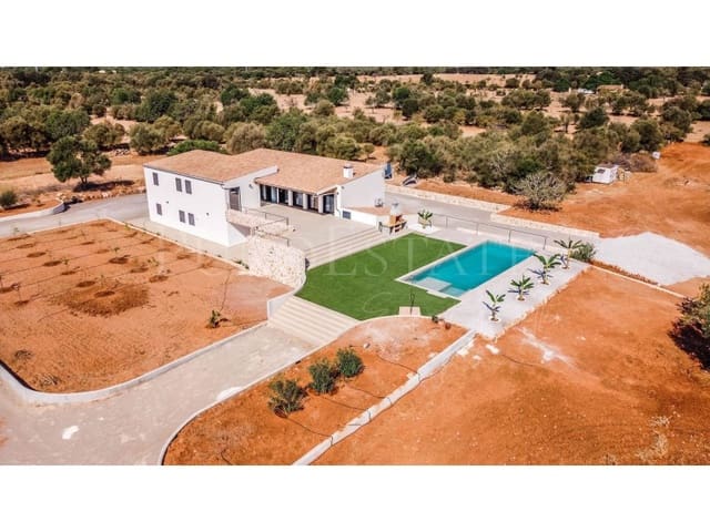 5 soveværelse Finca/Landehus til salg i Campos med swimmingpool garage - € 3.000.000 (Ref: 10168705)