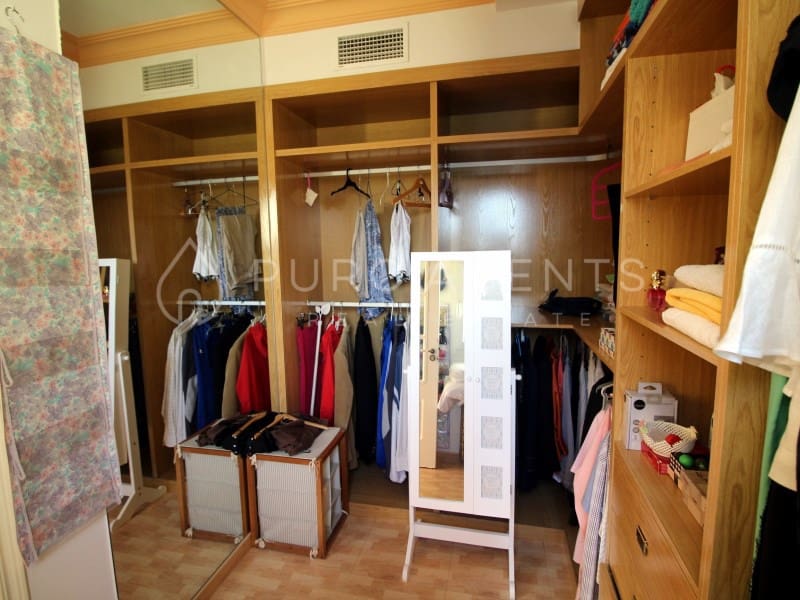 6 soverom Villa til salgs i Palmanova med svømmebasseng garasje - € 1 990 000 (Ref: 5075061)