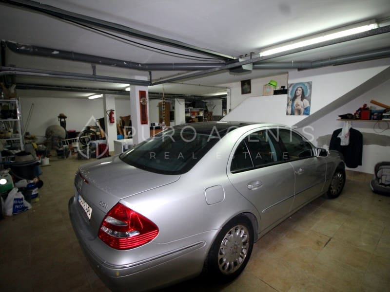 6 soverom Villa til salgs i Palmanova med svømmebasseng garasje - € 1 990 000 (Ref: 5075061)