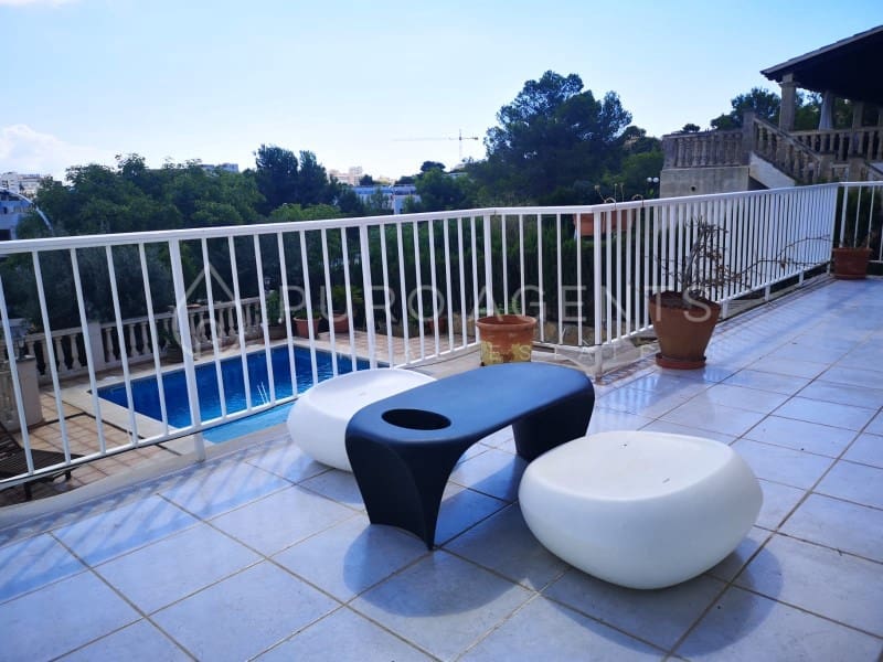 5 soveværelse Villa til salg i Palmanova med swimmingpool garage - € 3.500.000 (Ref: 5988117)
