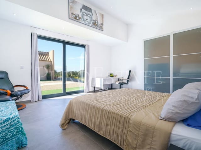 5 soveværelse Finca/Landehus til salg i Llucmajor med swimmingpool garage - € 2.995.000 (Ref: 6645324)