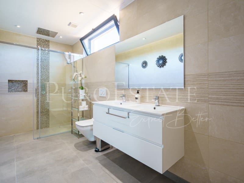 5 bedroom Finca/Country House for sale in Llucmajor with pool garage - € 2,995,000 (Ref: 6645324)