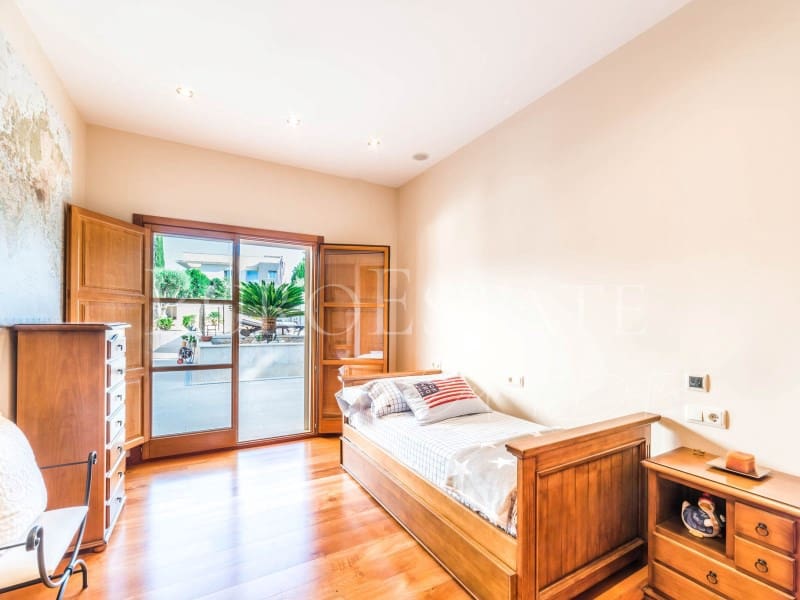 5 soverom Hus til salgs i Santa Ponsa med svømmebasseng garasje - € 3 500 000 (Ref: 6862943)