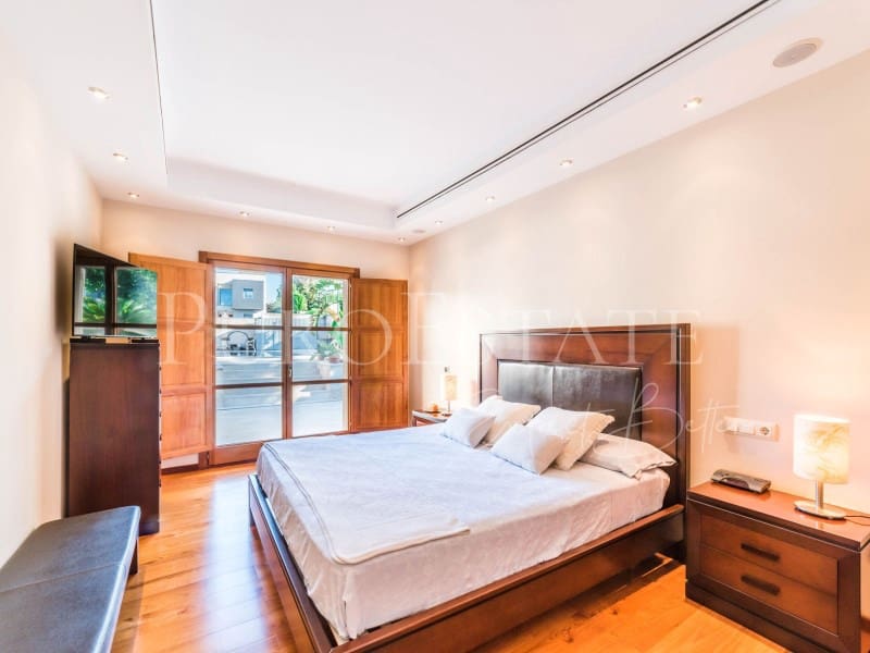 5 soverom Hus til salgs i Santa Ponsa med svømmebasseng garasje - € 3 500 000 (Ref: 6862943)