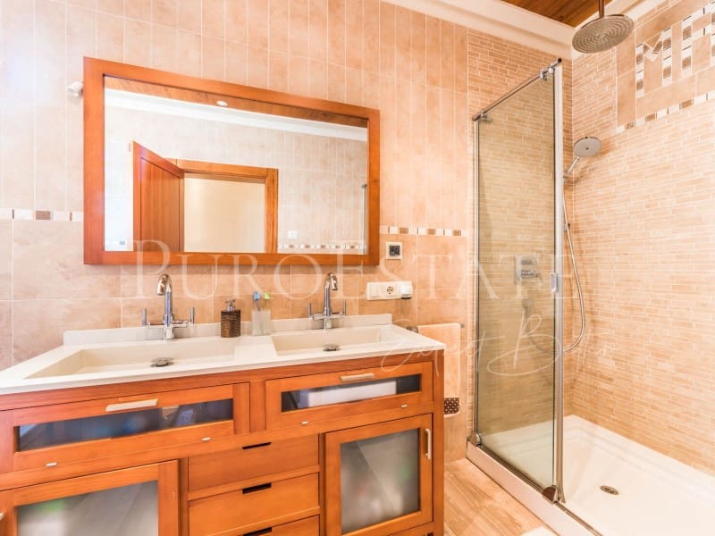 5 soverom Hus til salgs i Santa Ponsa med svømmebasseng garasje - € 3 500 000 (Ref: 6862943)