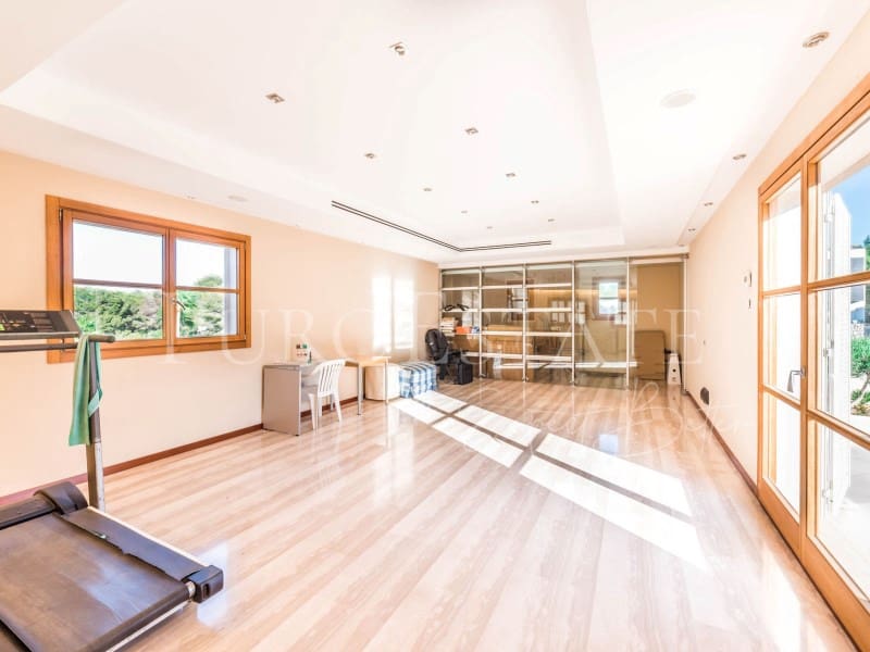 5 soverom Hus til salgs i Santa Ponsa med svømmebasseng garasje - € 3 500 000 (Ref: 6862943)