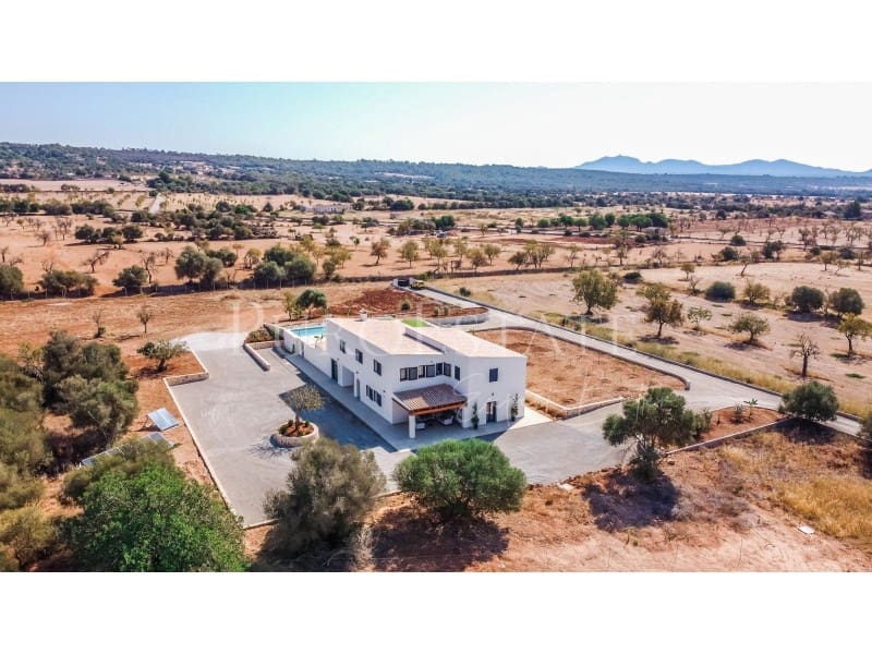 5 chambre Finca/Maison de Campagne à vendre à Campos avec piscine garage - 3 150 000 € (Ref: 7066665)