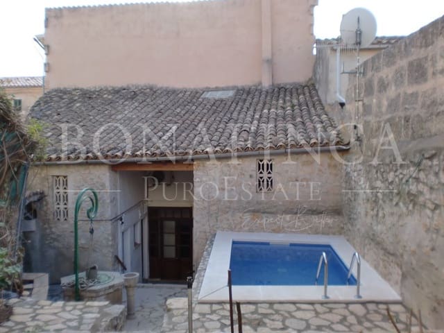 4 soveværelse Byhus til salg i Lloseta med swimmingpool garage - € 540.000 (Ref: 7889180)