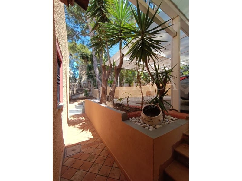 6 soveværelse Villa til salg i Costa de la Calma med garage - € 1.100.000 (Ref: 7979665)