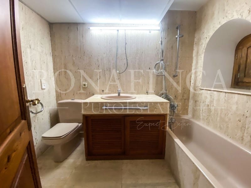 6 soverom Villa til salgs i Palma de Mallorca med svømmebasseng garasje - € 2 145 000 (Ref: 8051847)