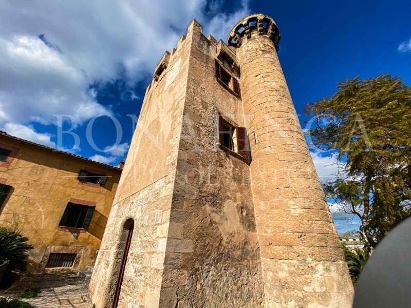 6 soverom Villa til salgs i Palma de Mallorca med svømmebasseng garasje - € 2 145 000 (Ref: 8051847)