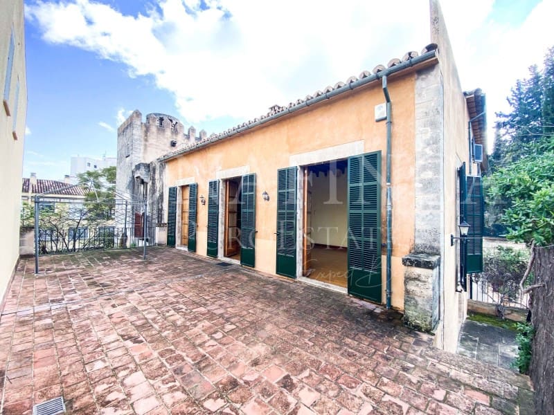 6 soverom Villa til salgs i Palma de Mallorca med svømmebasseng garasje - € 2 145 000 (Ref: 8051847)