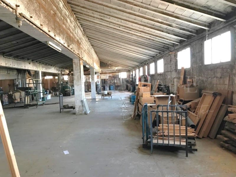 Commercial for sale in Manacor - € 3,182,000 (Ref: 8165907)