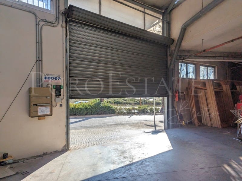 Commercial for sale in Manacor - € 3,182,000 (Ref: 8165907)