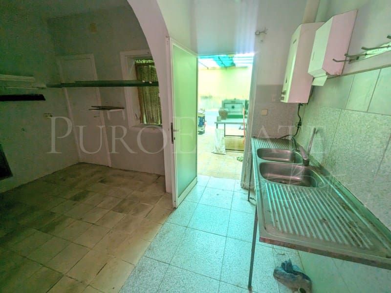 Kommersiell til salgs i Cala Millor - € 399 000 (Ref: 8181945)