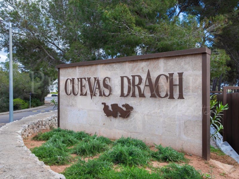 3 chambre Villa/Maison à vendre à Portocristo / Port de Manacor avec piscine garage - 1 490 000 € (Ref: 8263772)