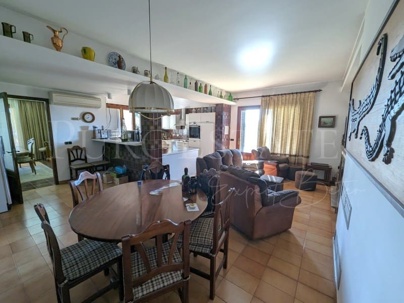 6 soverom Villa til salgs i Manacor med svømmebasseng garasje - € 1 350 000 (Ref: 8366285)