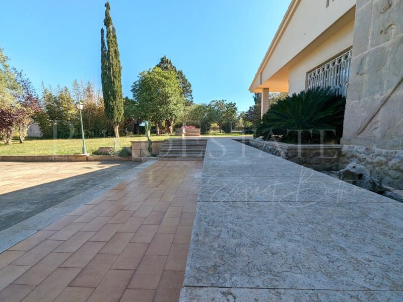 6 soverom Villa til salgs i Manacor med svømmebasseng garasje - € 1 350 000 (Ref: 8366285)