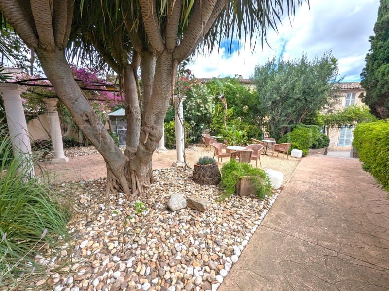 8 soveværelse Hotel til salg i Arta med swimmingpool - € 3.400.000 (Ref: 8389438)