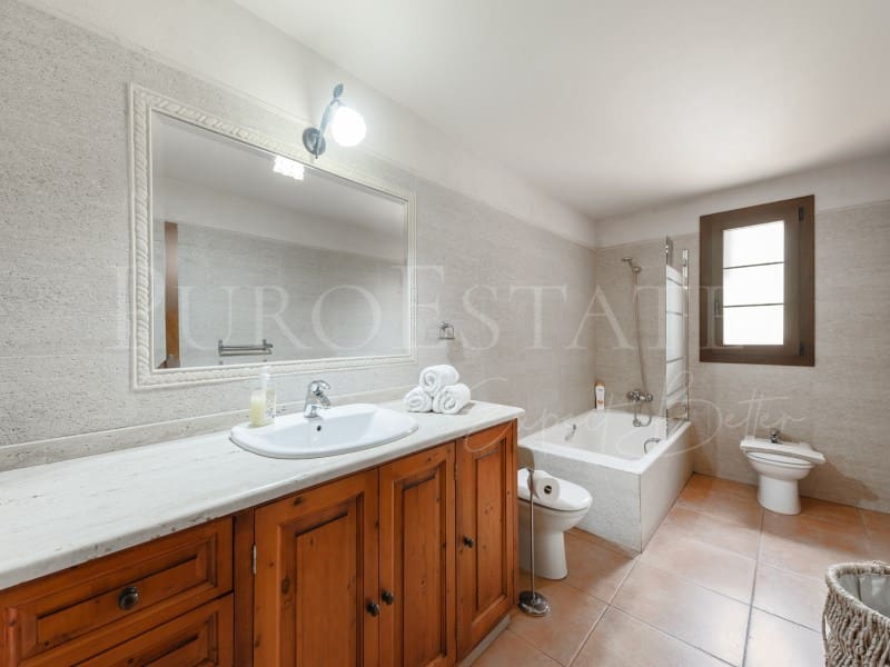 4 slaapkamer Finca/Landhuis te koop in Santa Eugenia met zwembad garage - € 1.490.000 (Ref: 8421628)