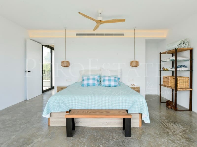 4 soveværelse Villa til salg i Sant Jordi med swimmingpool - € 1.595.000 (Ref: 8826459)