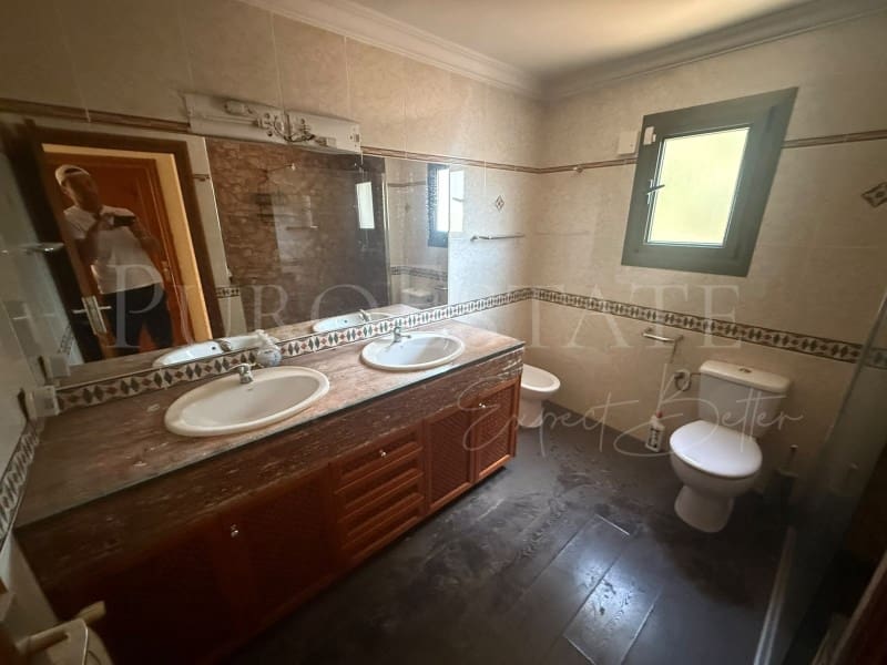 10 slaapkamer Villa te koop in Palma de Mallorca met zwembad - € 1.750.000 (Ref: 9062691)