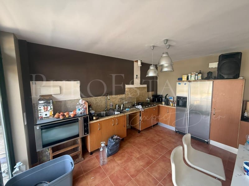 10 slaapkamer Villa te koop in Palma de Mallorca met zwembad - € 1.750.000 (Ref: 9062691)