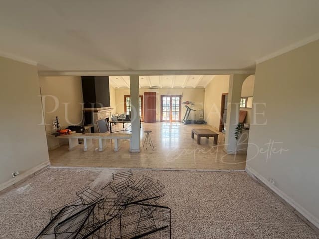 10 bedroom Villa for sale in Son Anglada, Palma de Mallorca with pool - € 1,750,000 (Ref: 9062691)