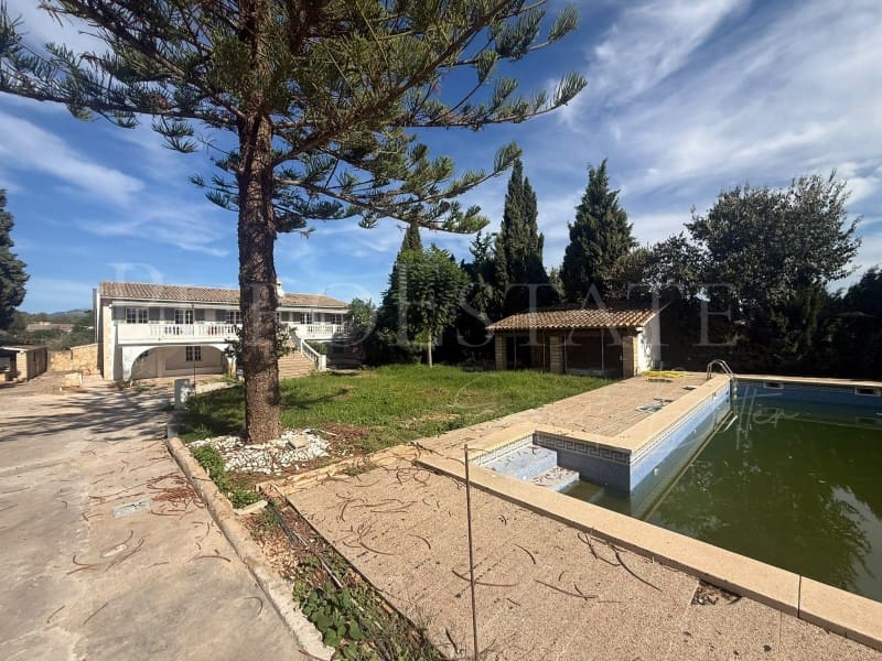 10 slaapkamer Villa te koop in Palma de Mallorca met zwembad - € 1.750.000 (Ref: 9062691)