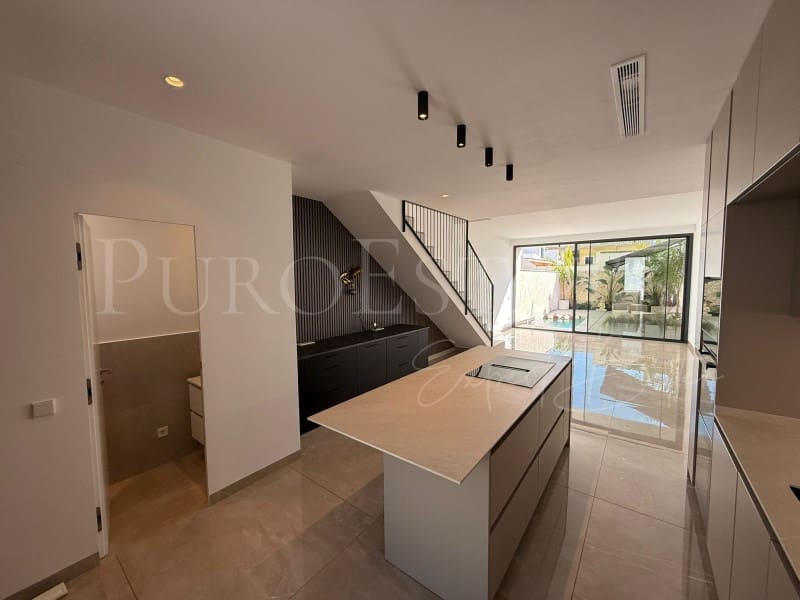 3 Zimmer Doppelhaus zu vermieten in Marratxi mit Pool Garage - 3.000 € (Ref: 9388360)