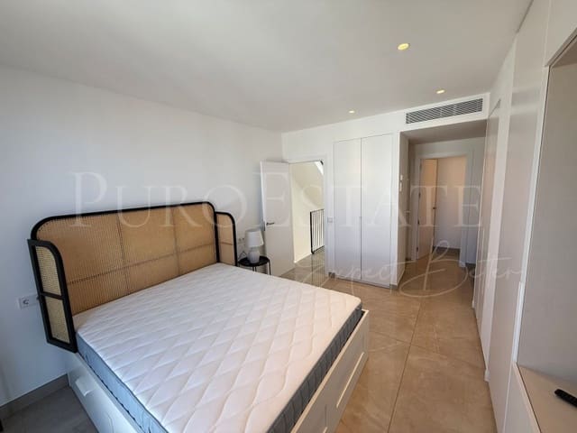 3 sovrum Semi-fristående Villa att hyra i Marratxí med pool garage - 3 000 € (Ref: 9388360)