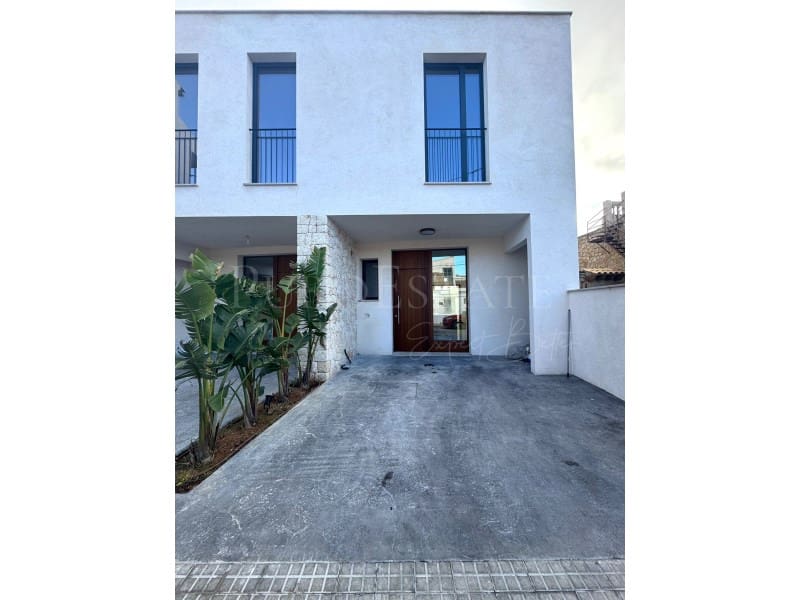 3 Zimmer Doppelhaus zu vermieten in Marratxi mit Pool Garage - 3.000 € (Ref: 9388360)