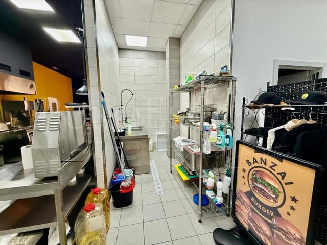 Ristorante/Bar in vendita in El Sindicat, Palma de Mallorca - 115.000 € (Rif: 9547990)