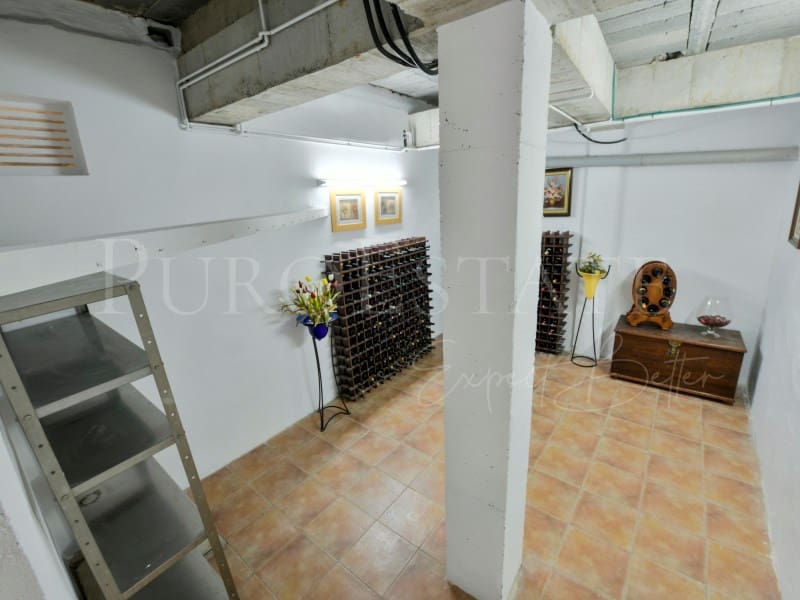 5 bedroom Villa for sale in Sa Cabaneta / La Cabaneta with garage - € 1,550,000 (Ref: 9625921)