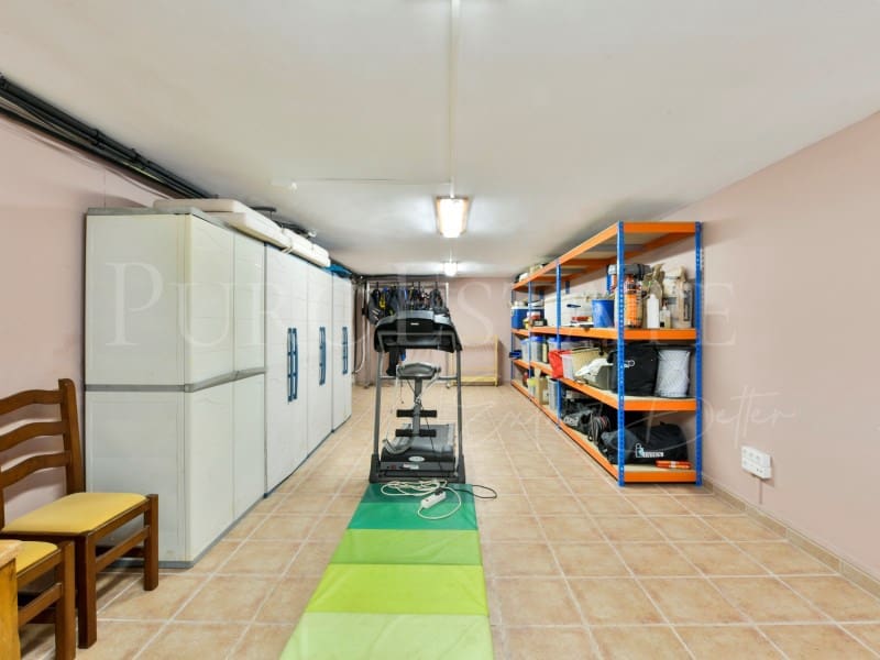 5 bedroom Villa for sale in Sa Cabaneta / La Cabaneta with garage - € 1,550,000 (Ref: 9625921)