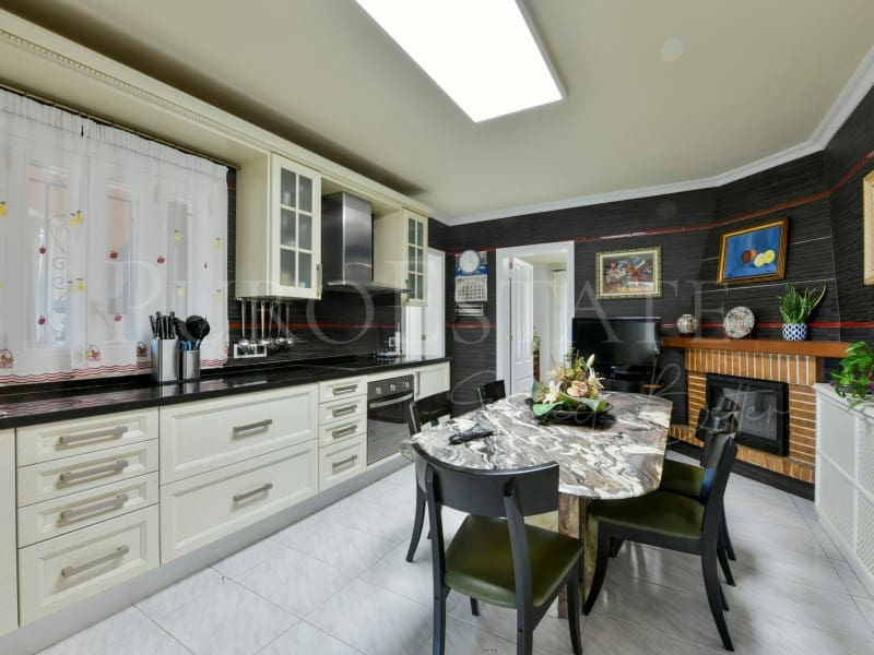 5 bedroom Villa for sale in Sa Cabaneta / La Cabaneta with garage - € 1,550,000 (Ref: 9625921)