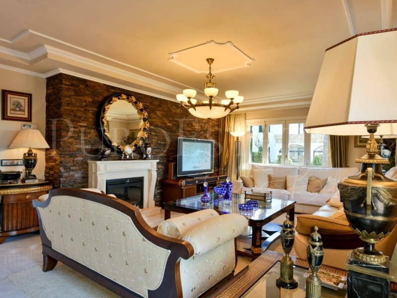 5 bedroom Villa for sale in Sa Cabaneta / La Cabaneta with garage - € 1,550,000 (Ref: 9625921)