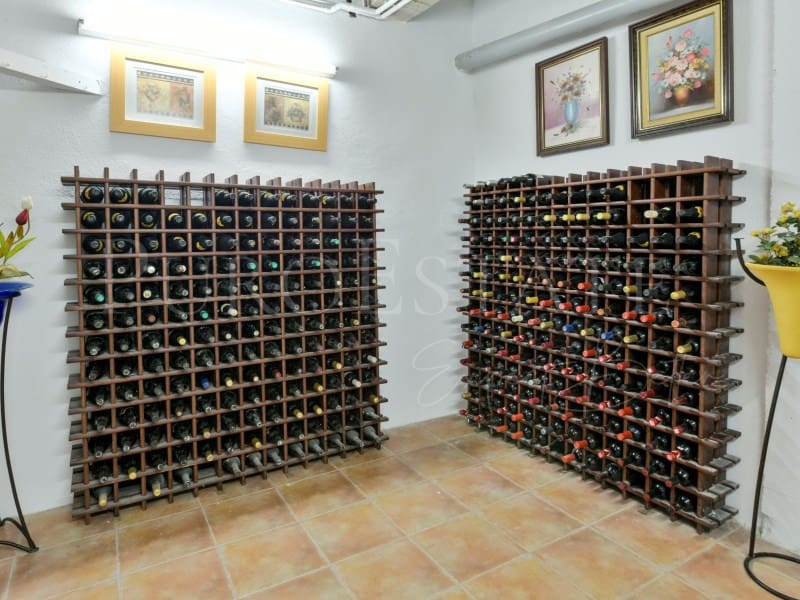 5 bedroom Villa for sale in Sa Cabaneta / La Cabaneta with garage - € 1,550,000 (Ref: 9625921)